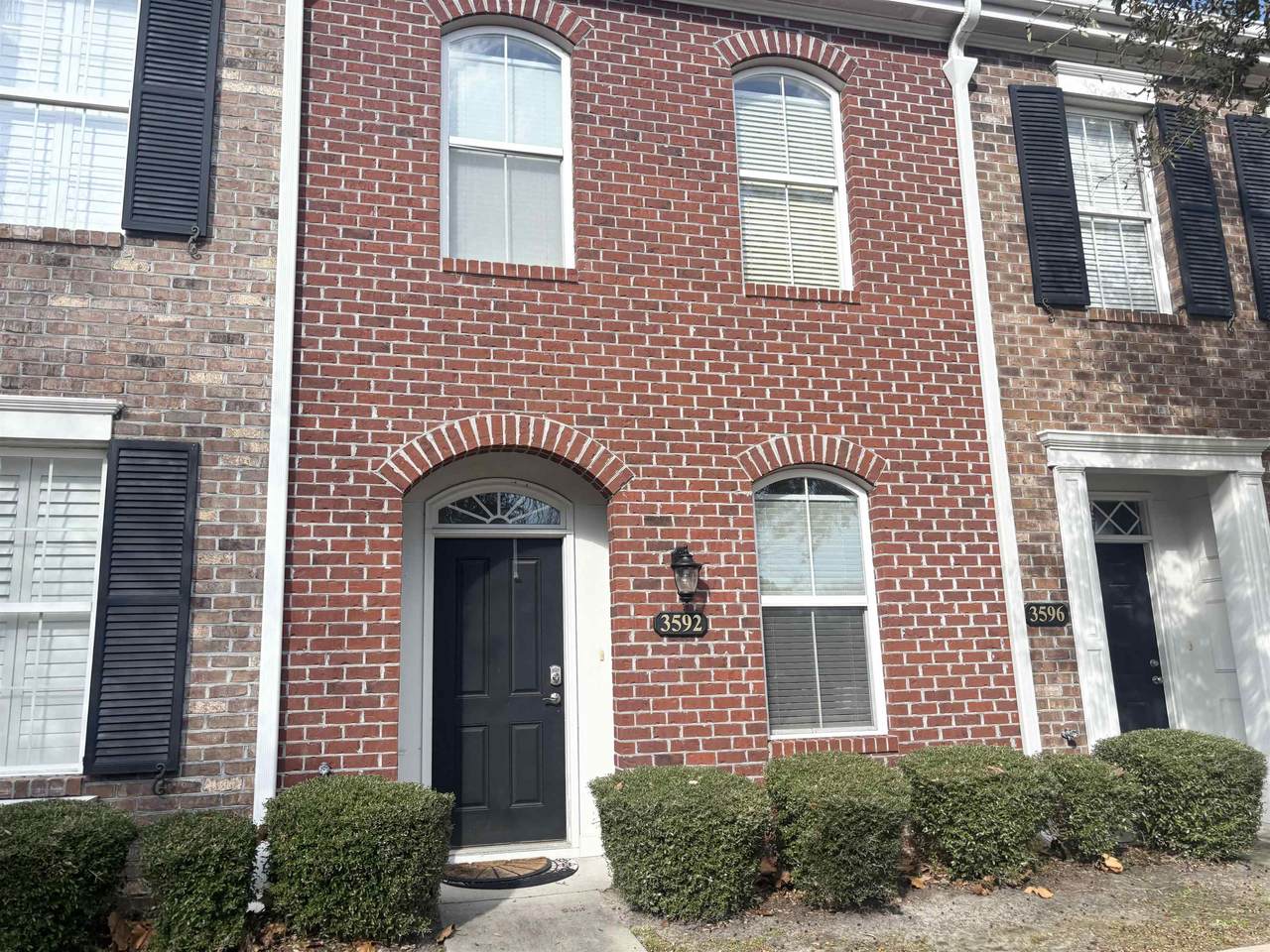 3792 Alexandria Ave. - Photo 1