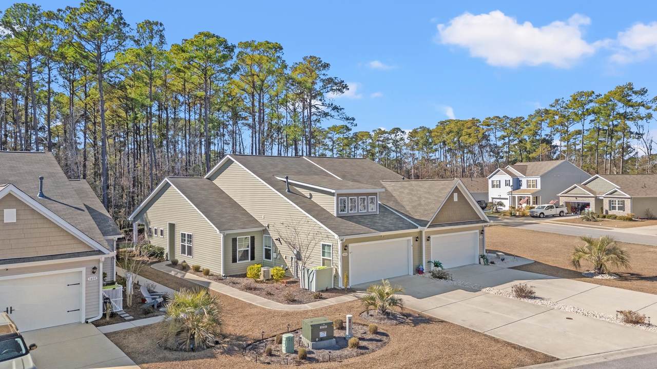 1404 Jardine Loop - Photo 1