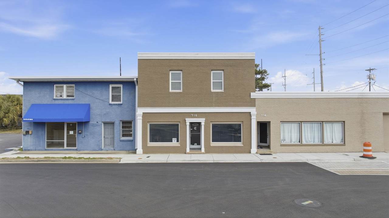 716 8th Ave. N - Photo 1