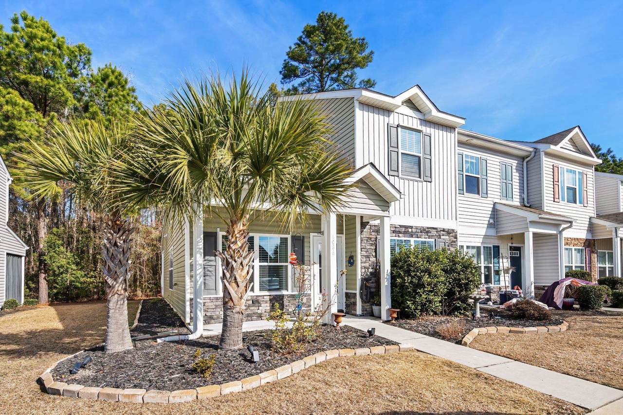 1086 Dinger Ct. - Photo 1