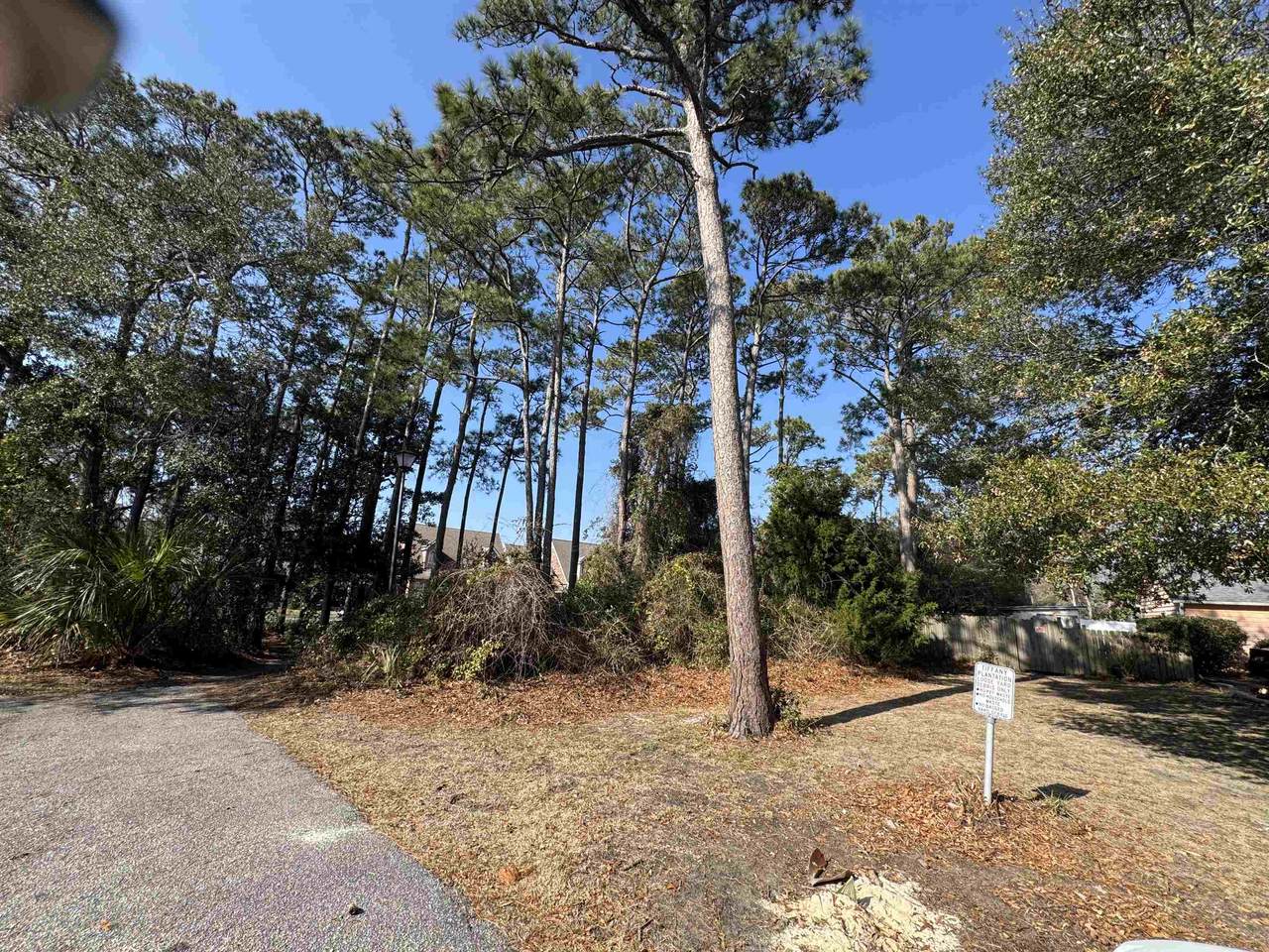 958 Tiffany Ln. - Photo 1