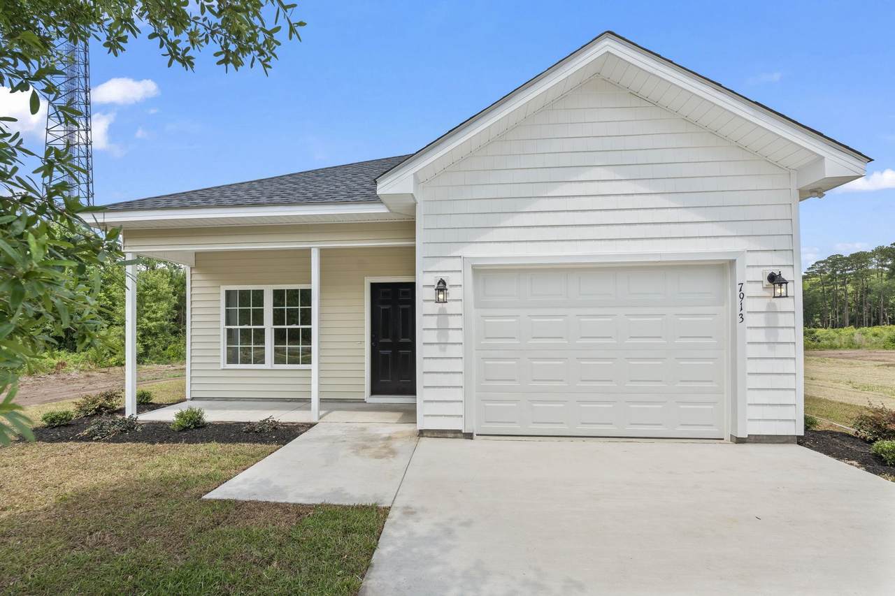 642 Goretown Loop - Photo 1