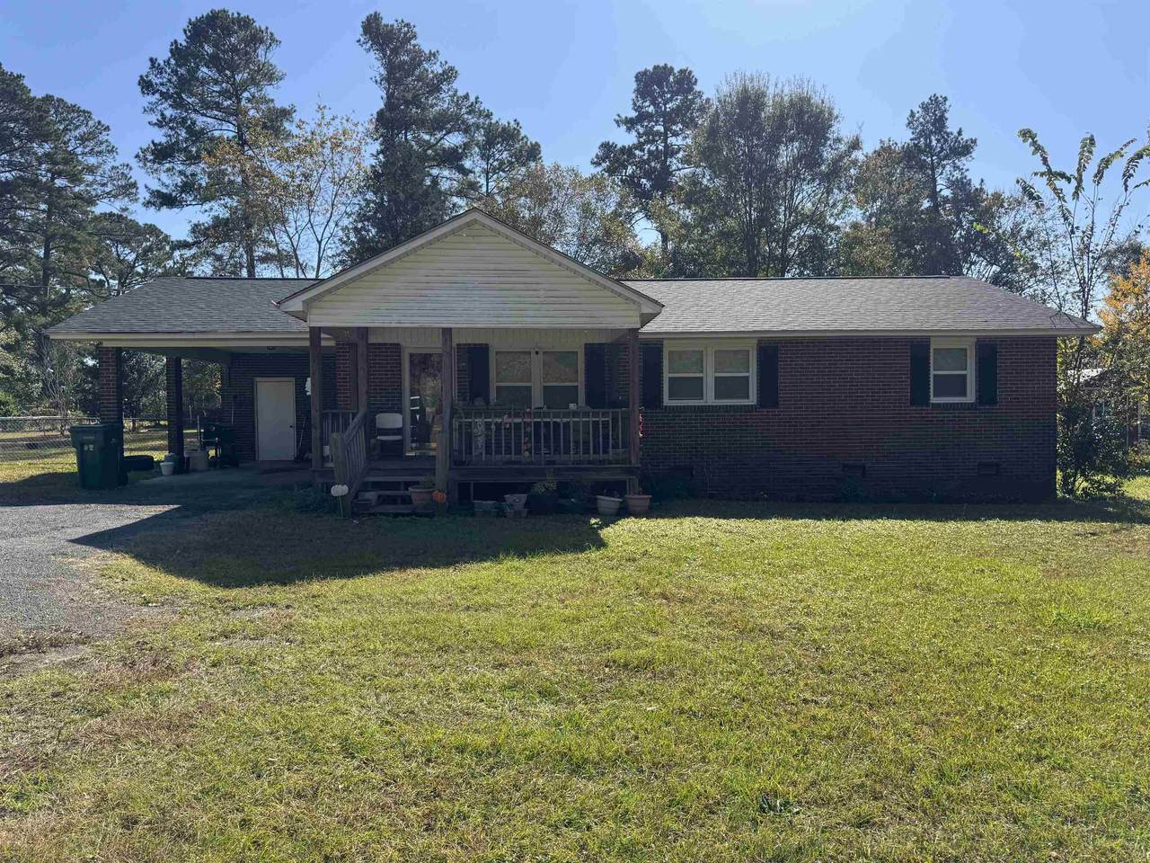 302 1st Ave. N - Photo 1