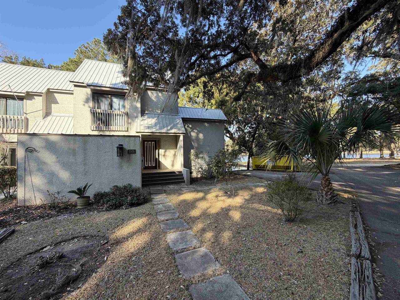 63 Battery White Ct. - Photo 1