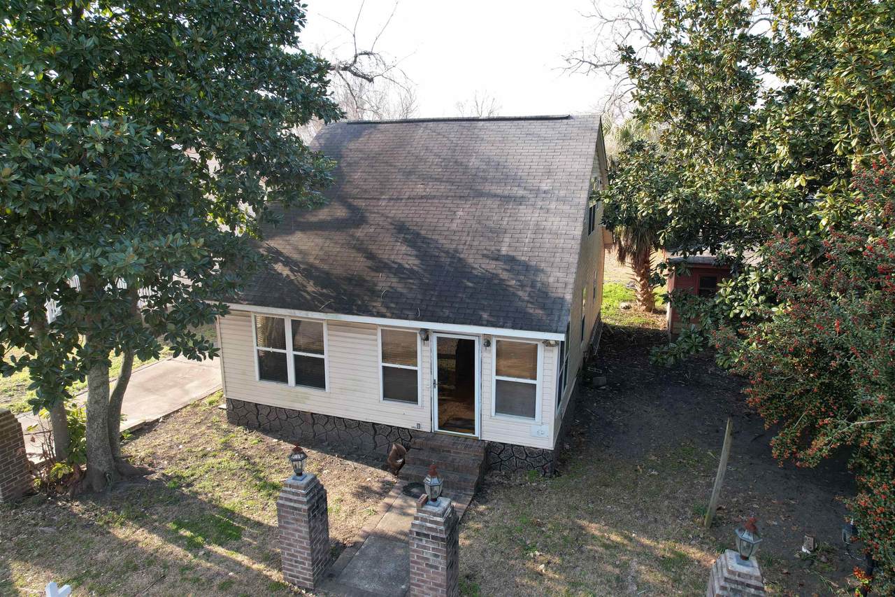 604 Henry St. - Photo 1