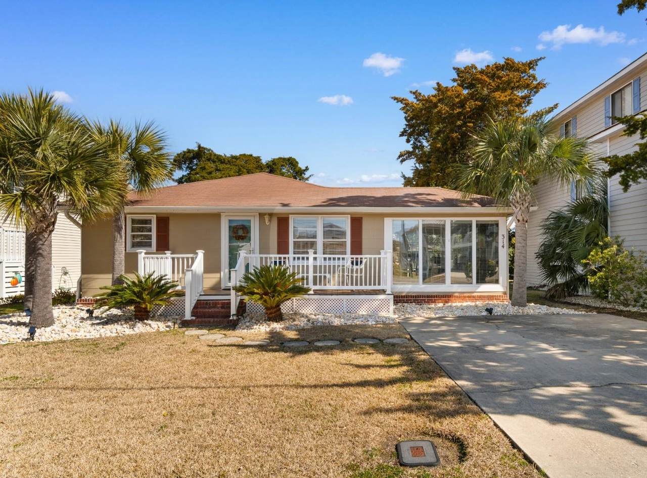 314 21st Ave. N - Photo 1
