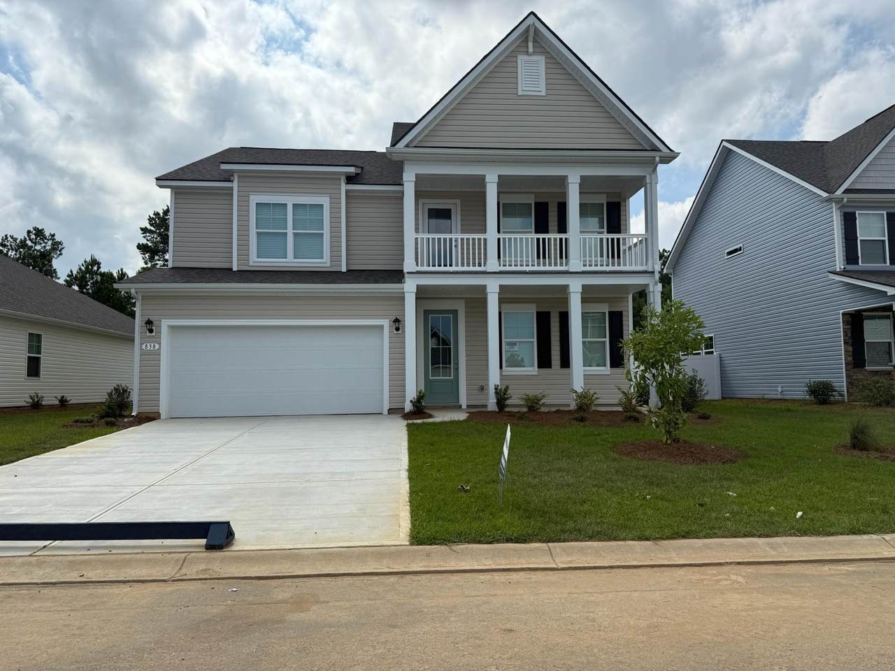 747 Hadara Dr - Photo 1