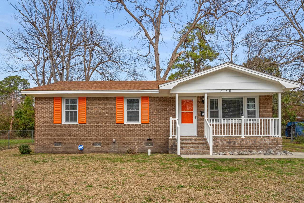 306 James St. - Photo 1