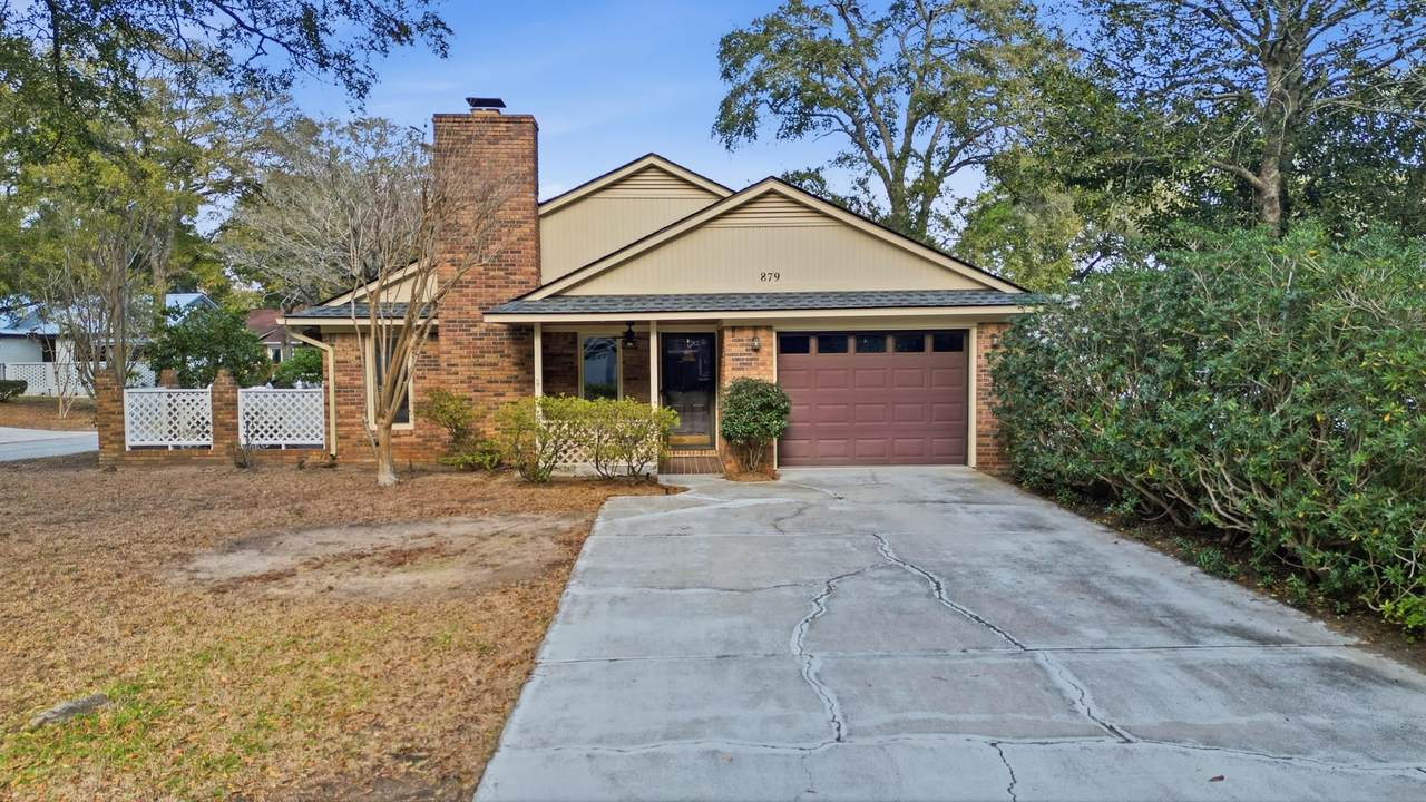 879 Kittiwake Ln. - Photo 1