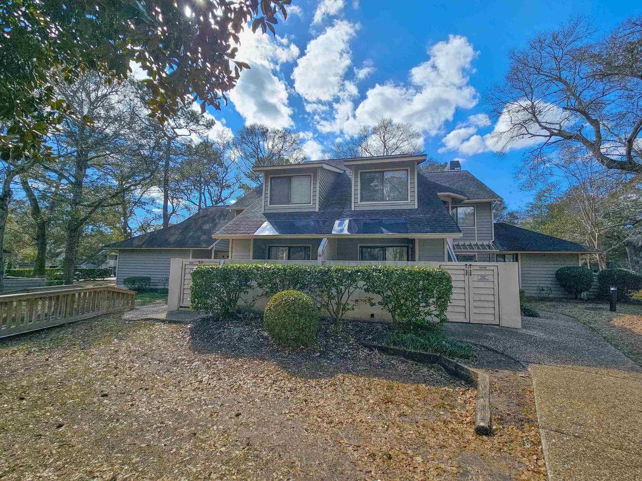 112 Westhill Circle - Photo 1