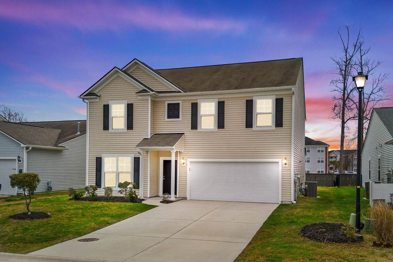 4096 Alvina Way - Photo 1