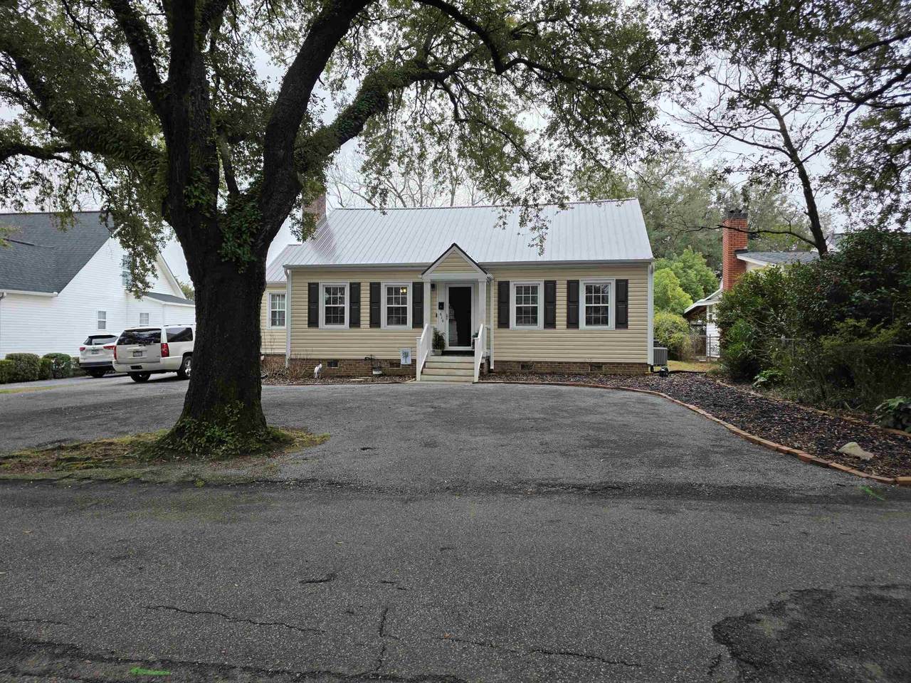 616 Marshview Ln. - Photo 1