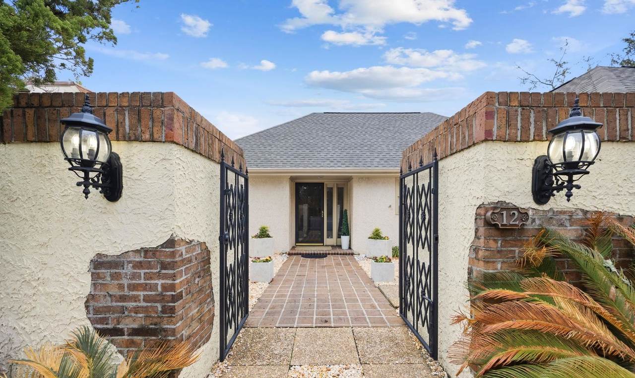 12 Valencia Circle - Photo 1