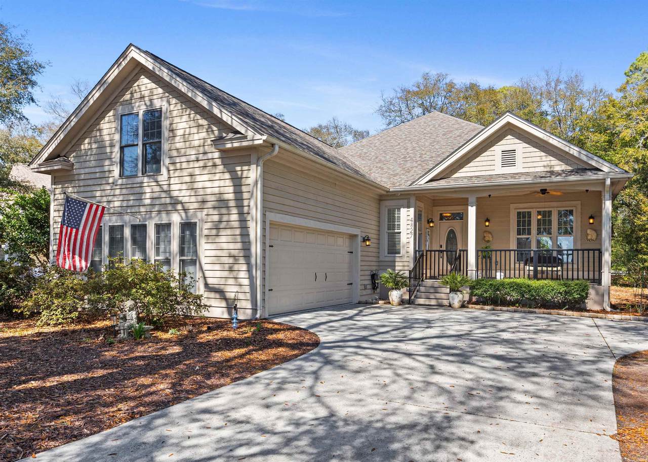 4827 Bucks Bluff Dr. - Photo 1