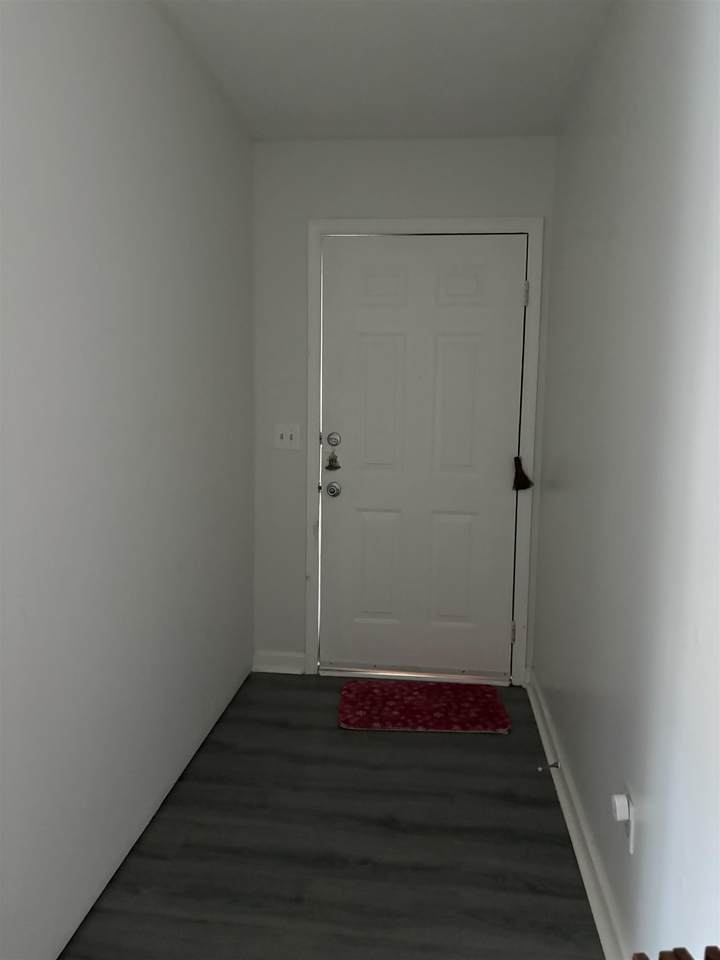 https://bt-photos.global.ssl.fastly.net/ccar/1280_boomver_1_2605755-2.jpg