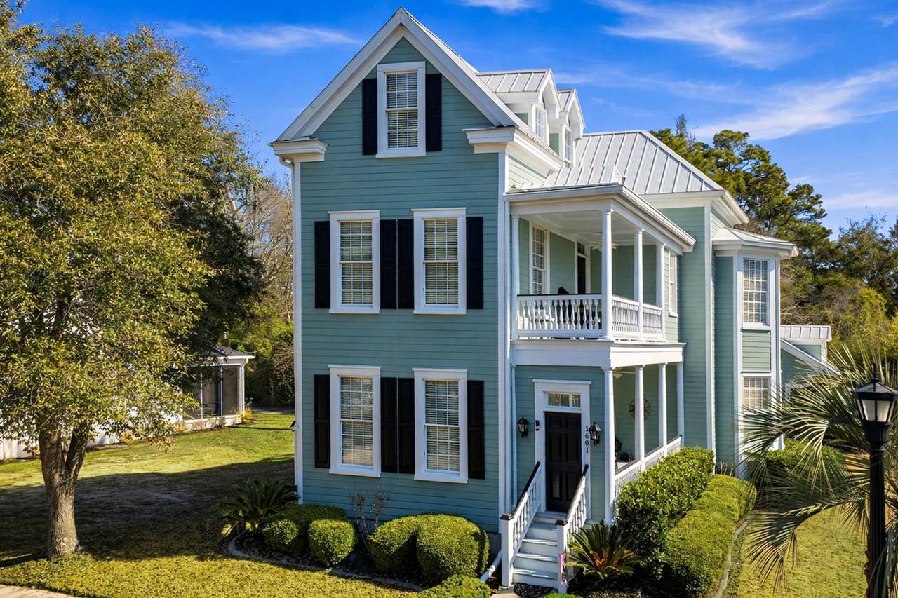 1601 James Island Ave. - Photo 1