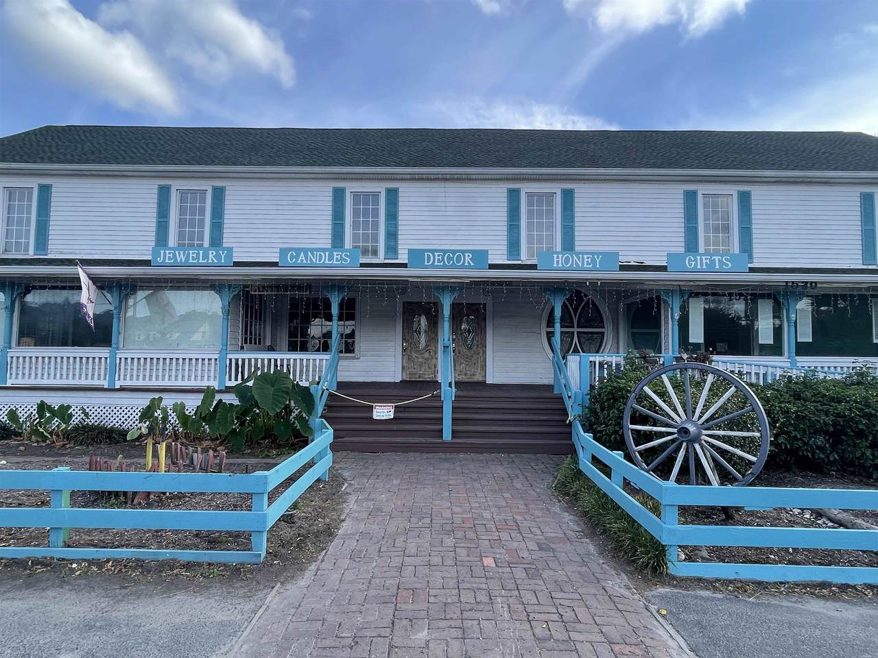 1530 Highway 17 - Photo 1