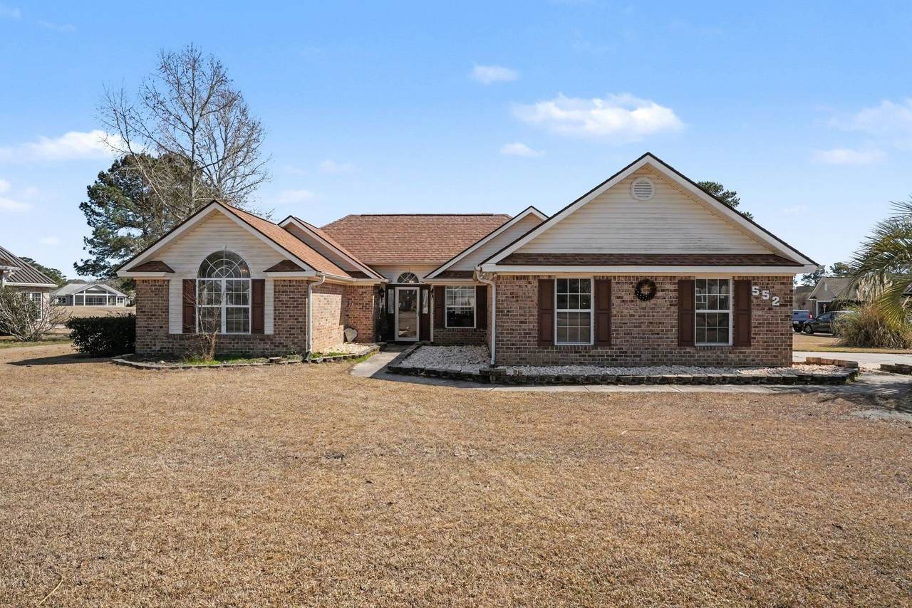 552 Bucks Trail - Photo 1