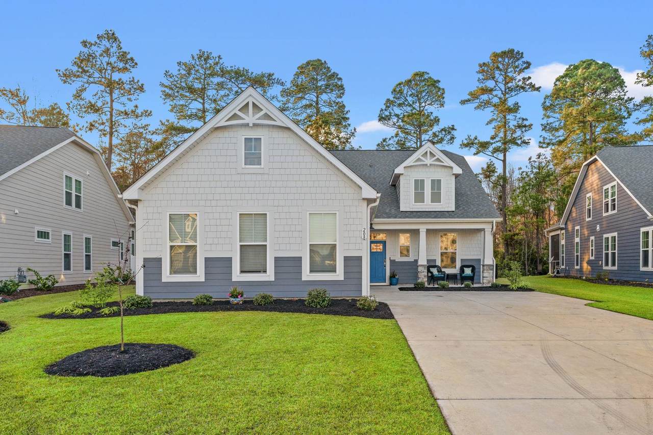 208 Starlit Way - Photo 1