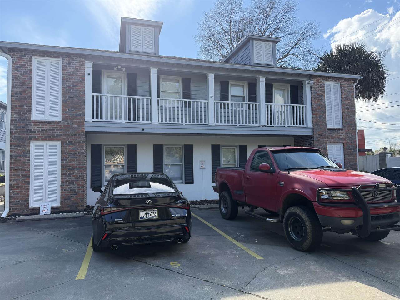 415 28th Ave. N - Photo 1