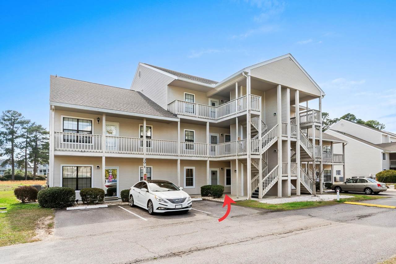1095 Plantation Dr. W - Photo 1