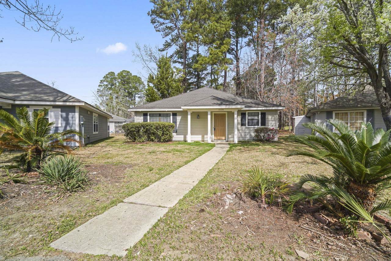 6638 Greenslake Point - Photo 1