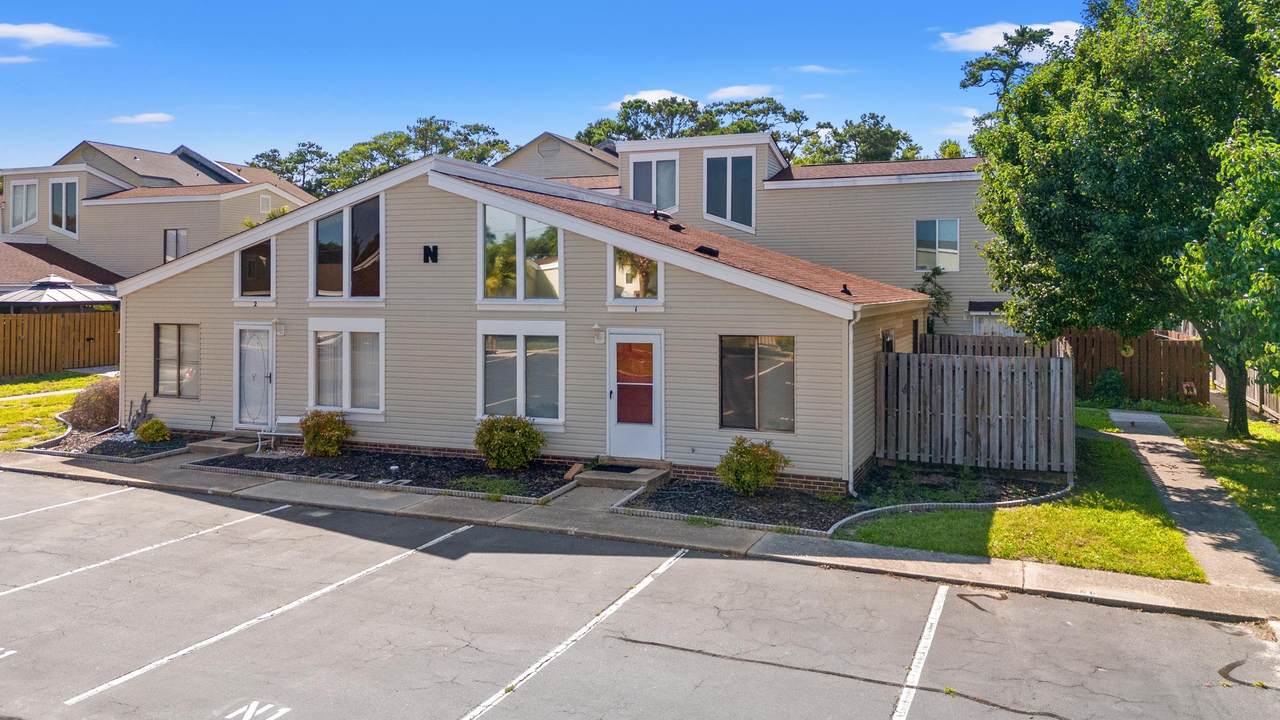 800 9th Ave. S - Photo 1