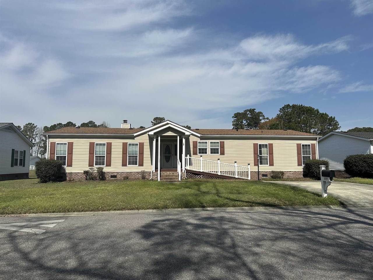 6595 Breezewood Blvd. - Photo 1