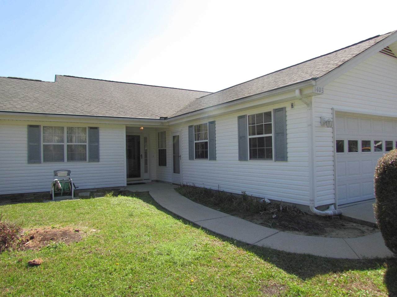 1403 Sunningdale Ln. - Photo 1