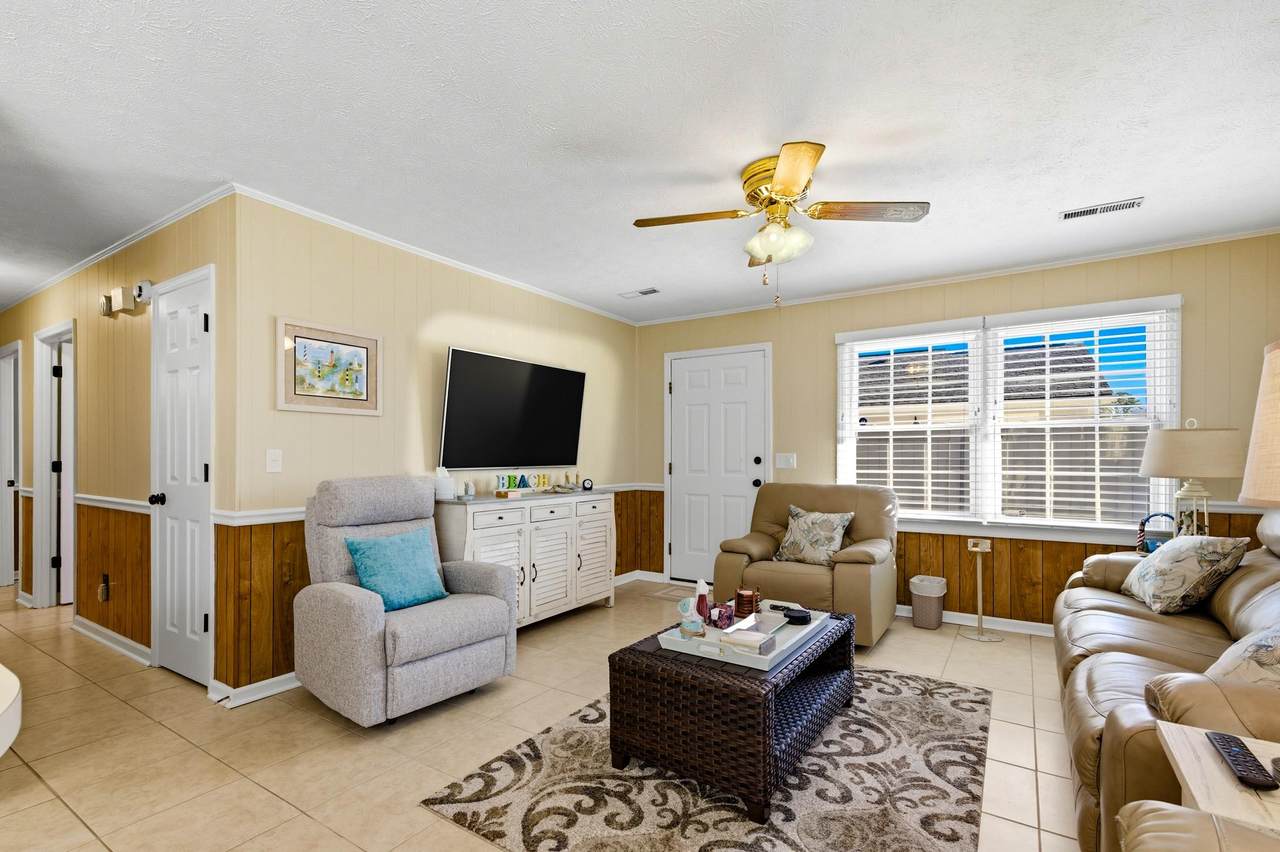 https://bt-photos.global.ssl.fastly.net/ccar/1280_boomver_1_2606740-2.jpg