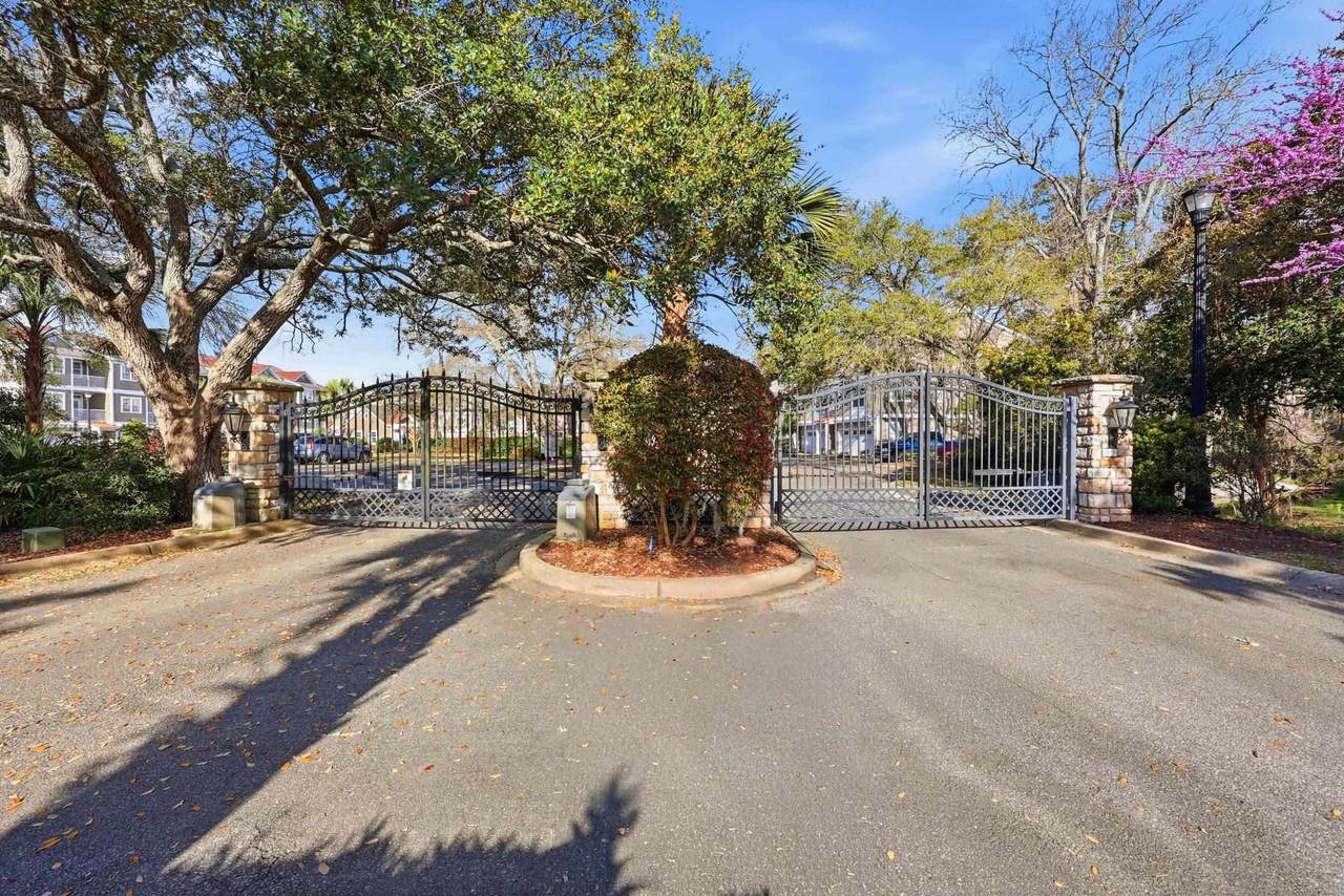 https://bt-photos.global.ssl.fastly.net/ccar/1280_boomver_1_2607093-2.jpg