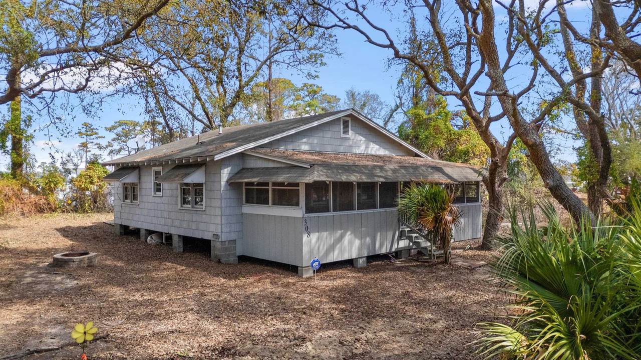 308 Sandcrest Dr. - Photo 1