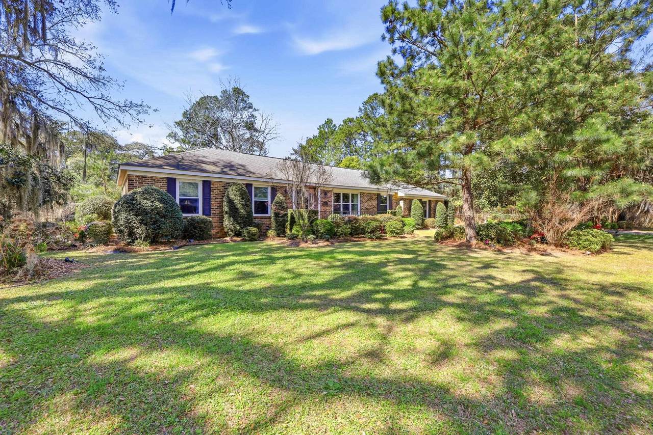 418 Sasanqua Dr. - Photo 1
