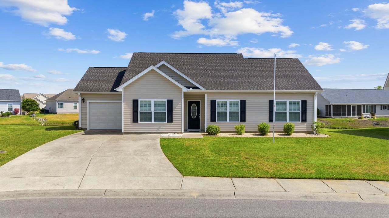 309 Oak Crest Circle - Photo 1