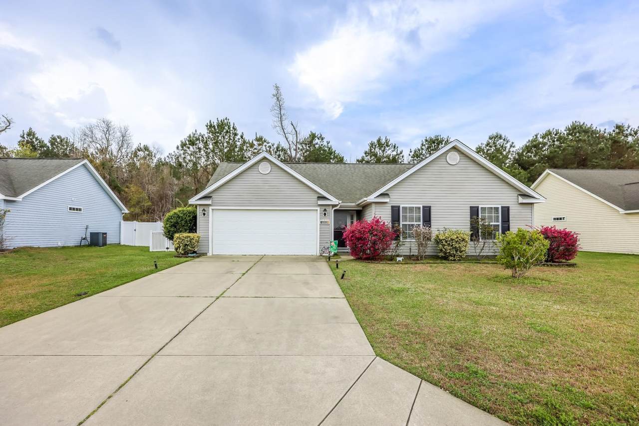 525 Carolina Woods Dr. - Photo 1