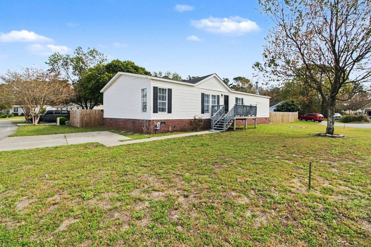 464 Waccamaw Pines Dr. - Photo 1