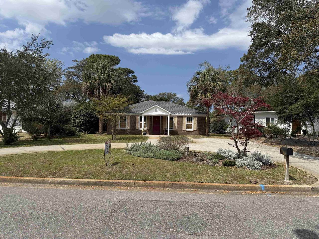 5709 Springs Ave. - Photo 1
