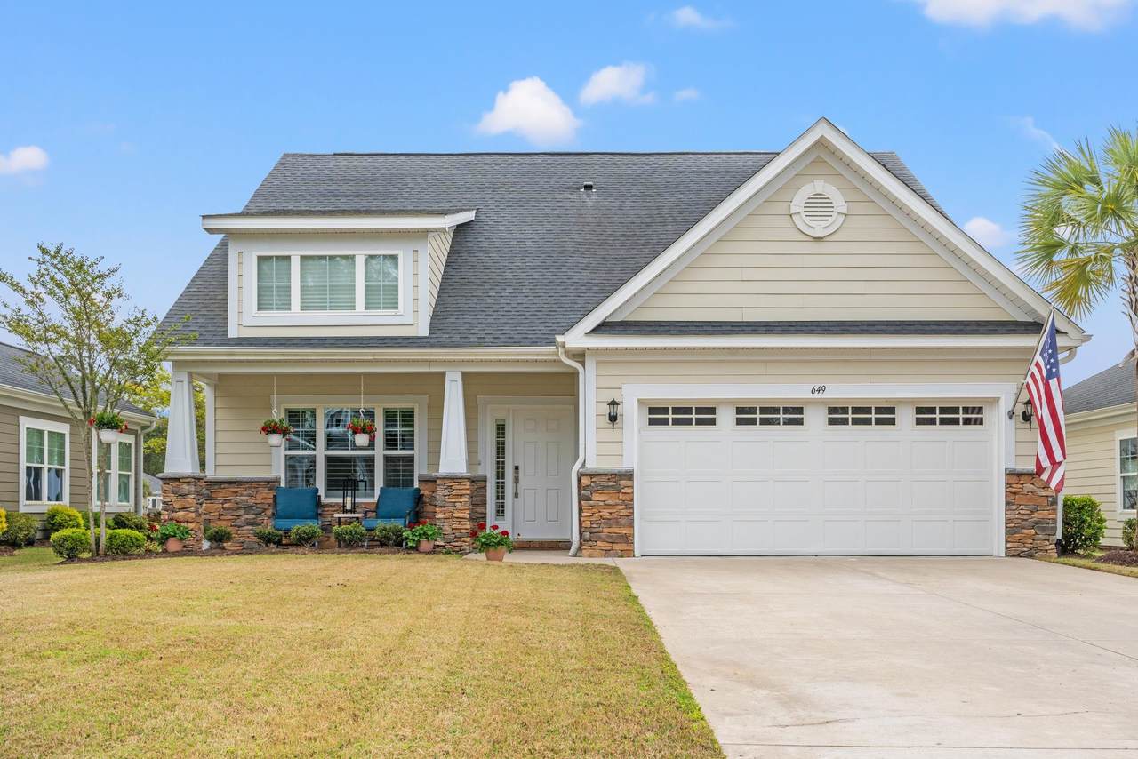 649 Elmwood Circle - Photo 1
