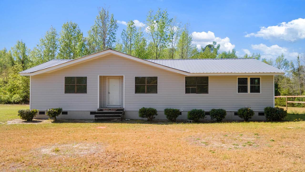 1825 Bluff Rd. - Photo 1