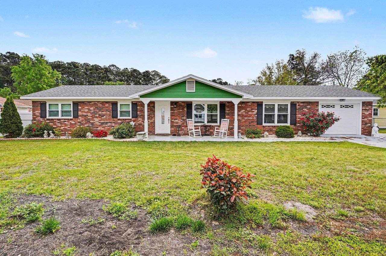 4625 Boxwood Dr. - Photo 1