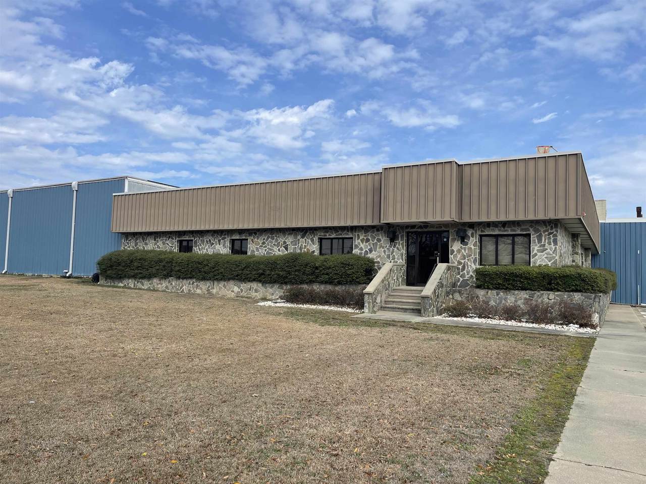 215 Mullins St. - Photo 1
