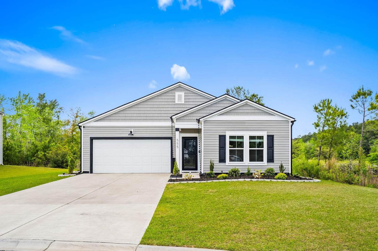555 Appaloosa Way - Photo 1