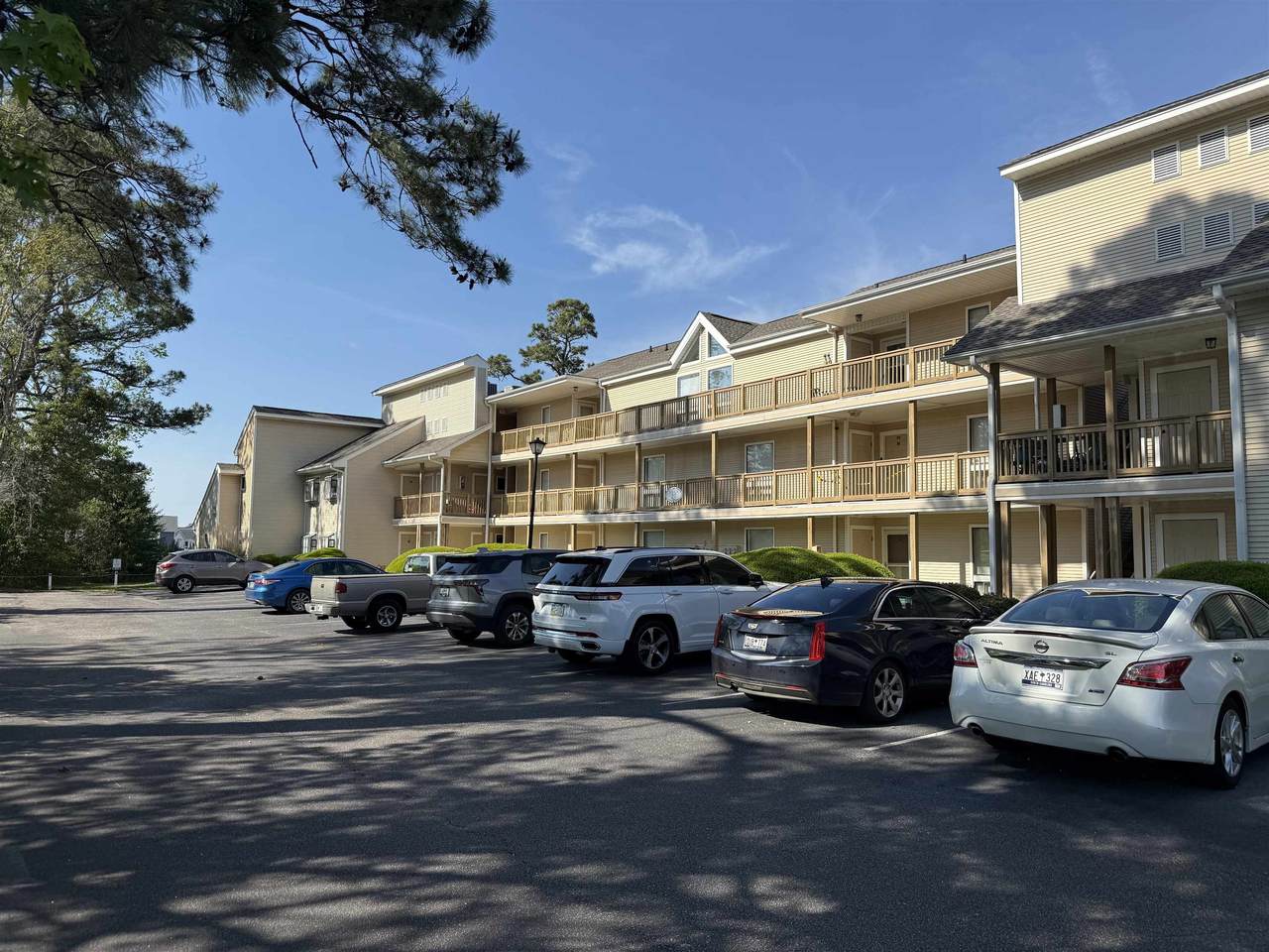 1025 Plantation Dr. - Photo 1