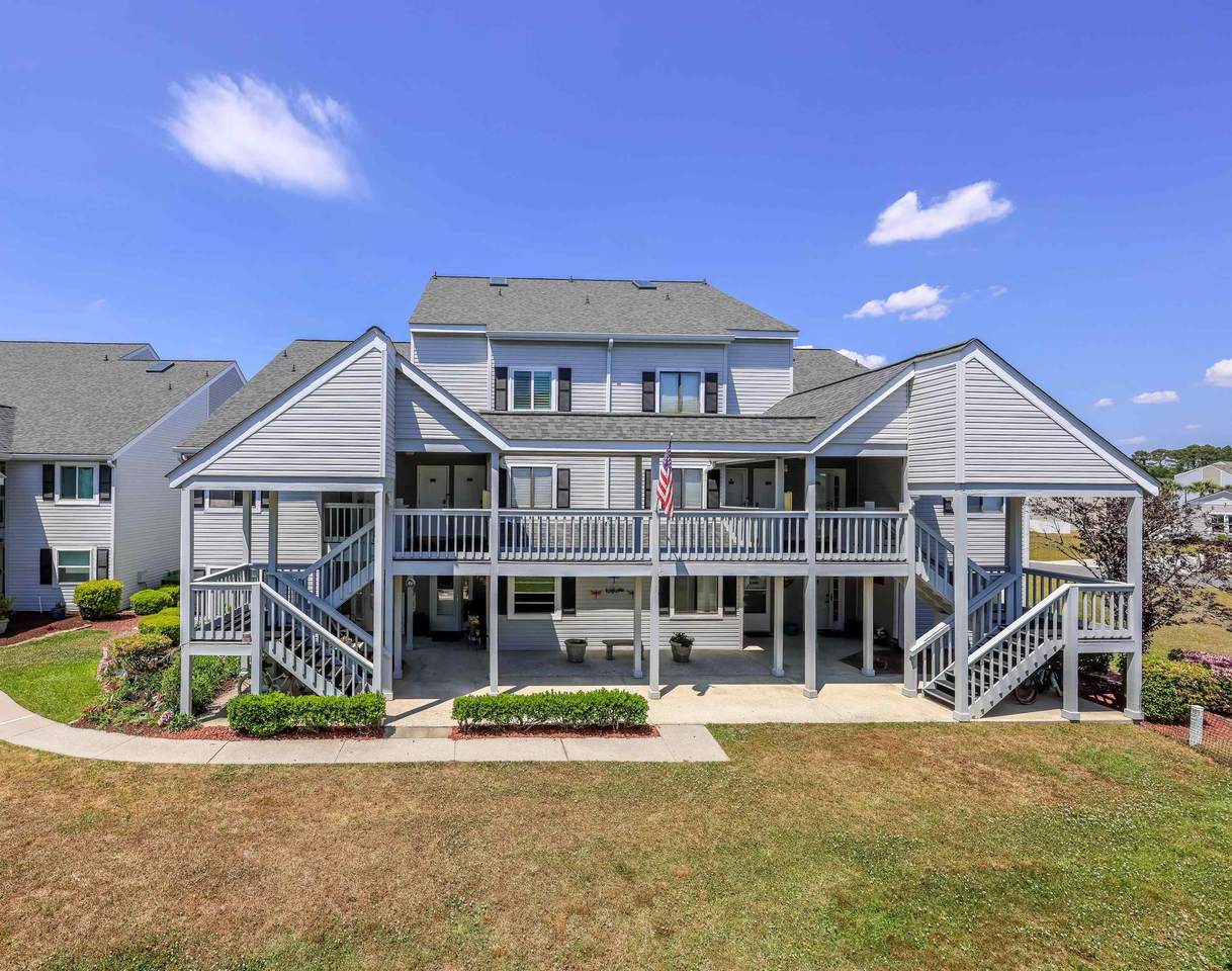 1880 Auburn Ln. - Photo 1