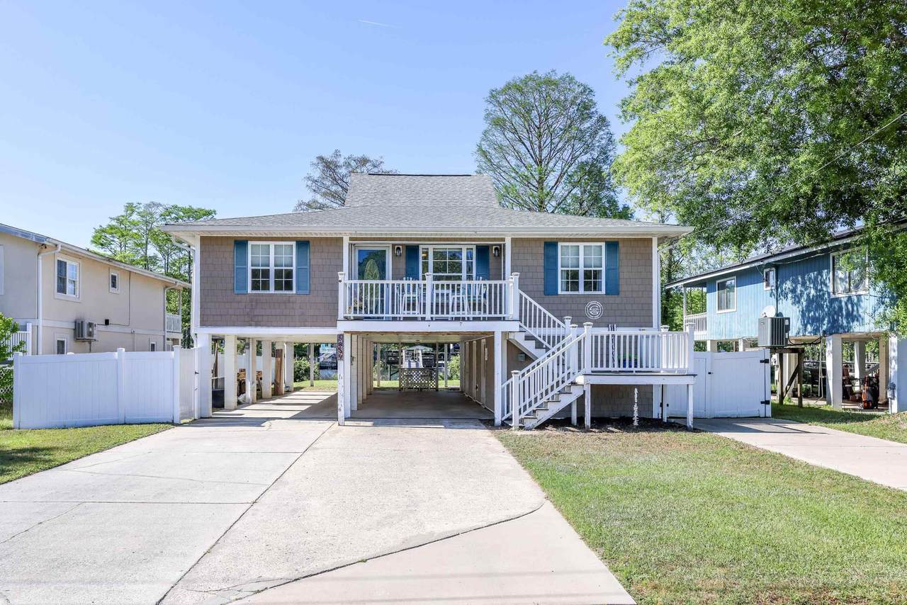 5884 Rosewood Dr. - Photo 1