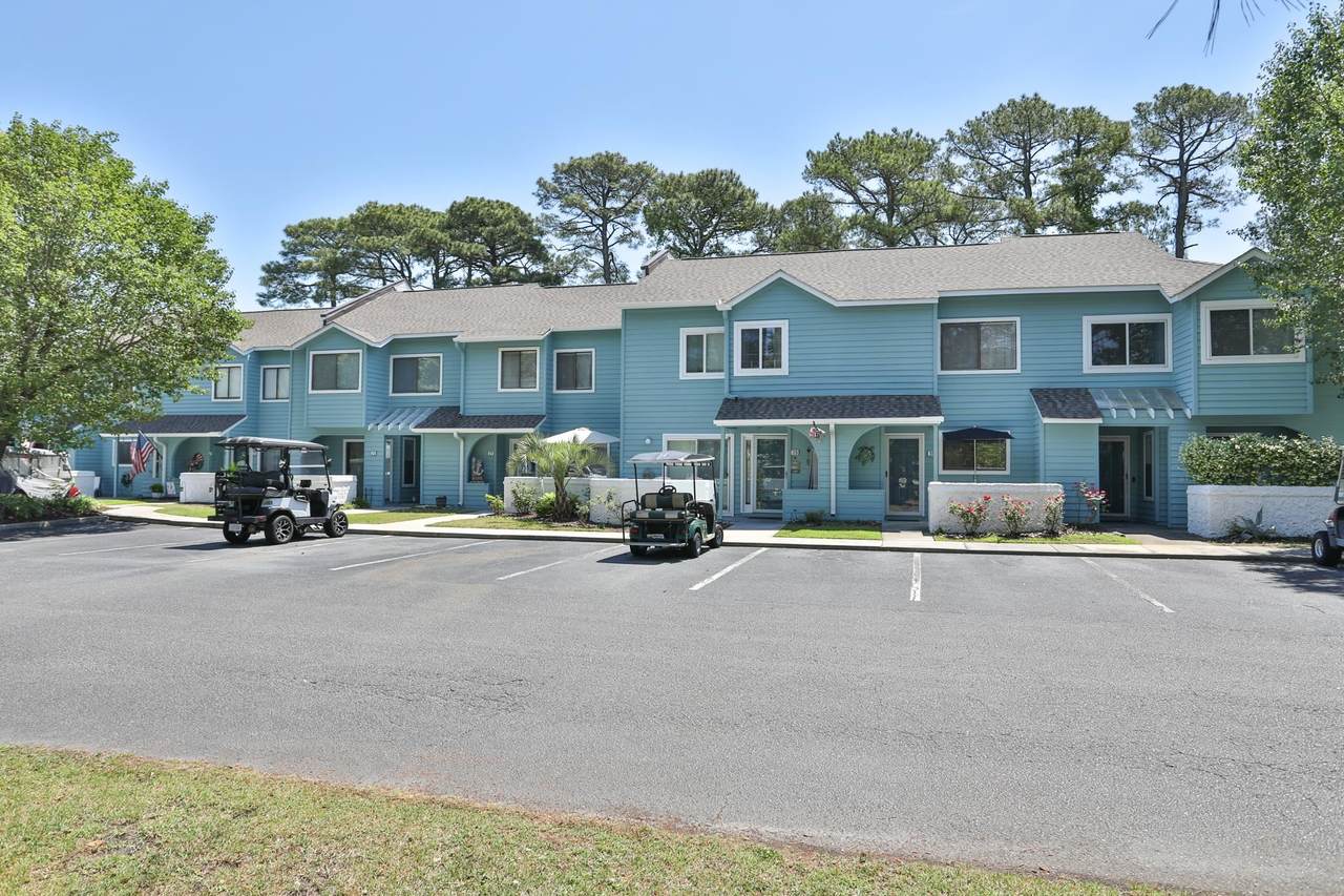 33 Shadow Moss Pl. - Photo 1