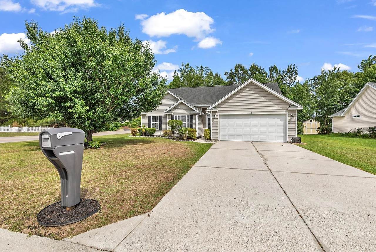 347 Harbour Reef Dr. - Photo 1