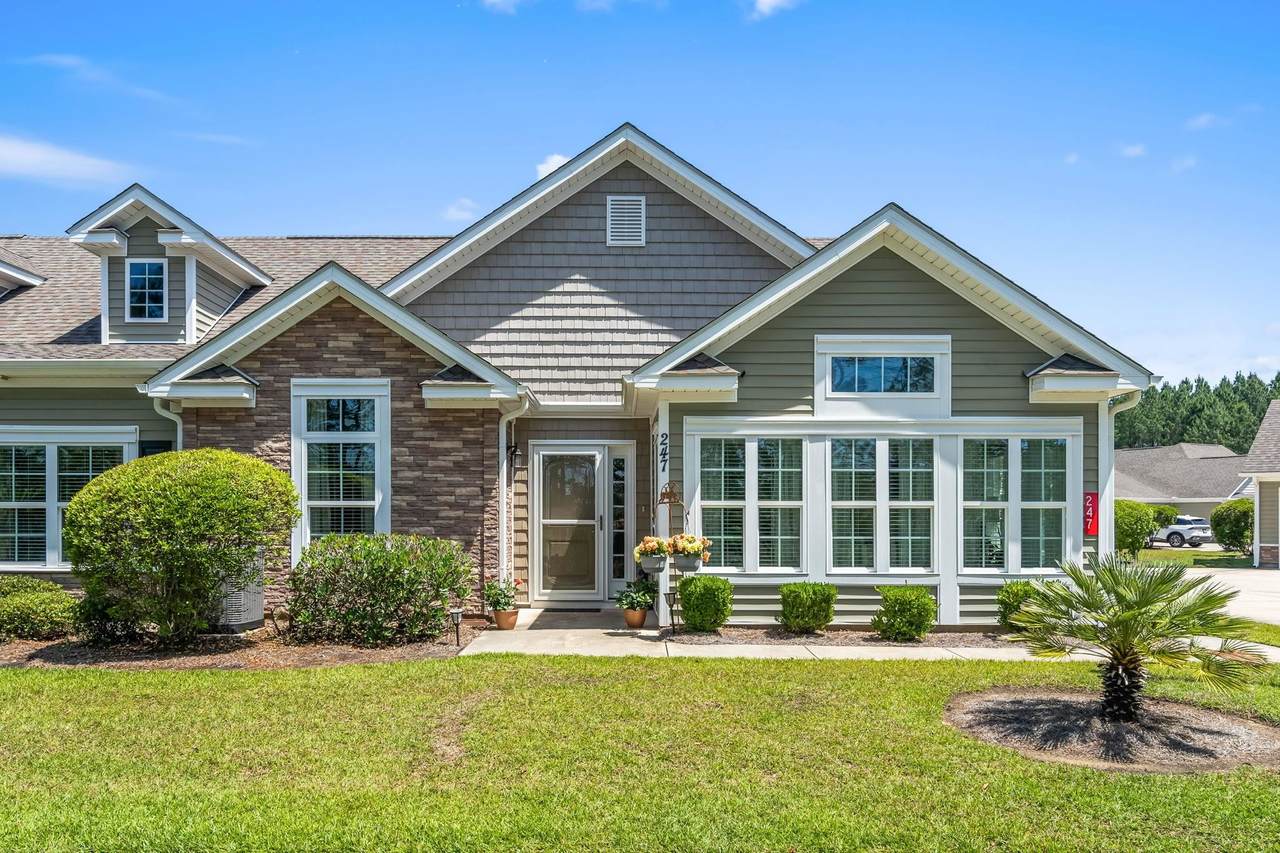 247 Stonewall Circle - Photo 1