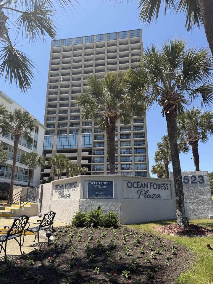5523 Ocean Blvd. N - Photo 1