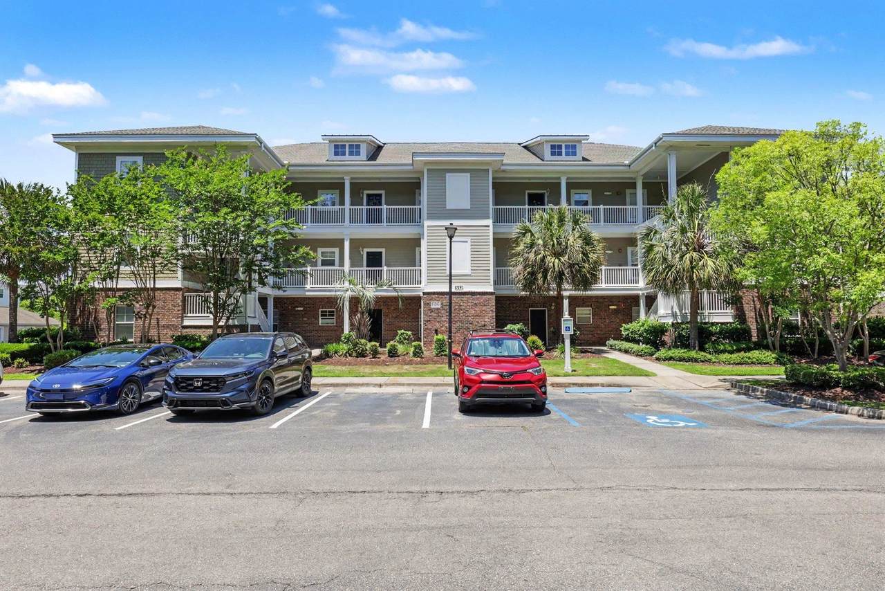 332 Kiskadee Loop - Photo 1